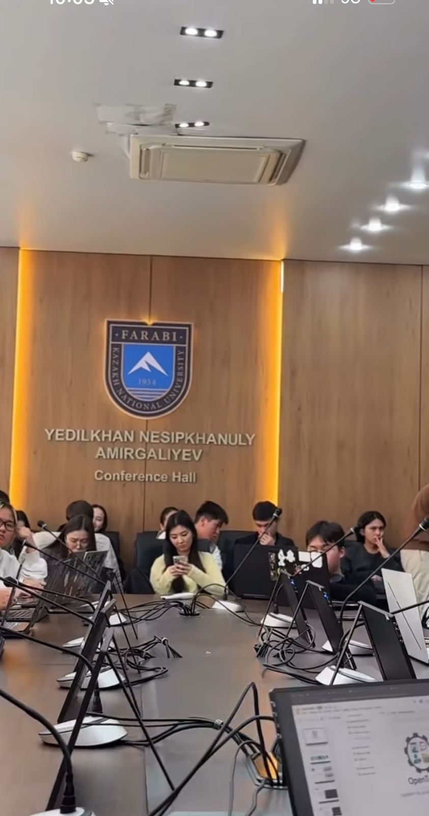 Жасанды интеллект және биг дата кафедрасы  🤖 AI WEEK: «Студенческий AI STARTUP» байқауы сәтті өтті! 🎉  Студенттер өздерінің инновациялық жобаларын таныстырып, заманауи технологияларға қызығушылықтарын көрсетті.  👏 Барлық қатысушылар мен қонақтарға белсенділік пен шабыт үшін алғыс!